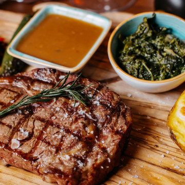 美國熟成 PRIME 肋眼牛排佐Chimichurri｜油花極致 × 風味巔峰